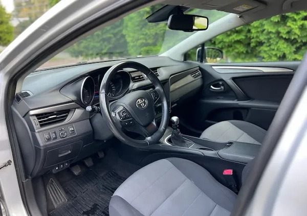 Toyota Avensis cena 51000 przebieg: 138000, rok produkcji 2015 z Bydgoszcz małe 22